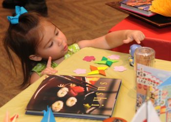 100526-F-1809V-009-350x250 Preschool with Novel Toys