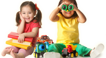(1) age 3-4 girls.fw Billingual Preschool based on Science